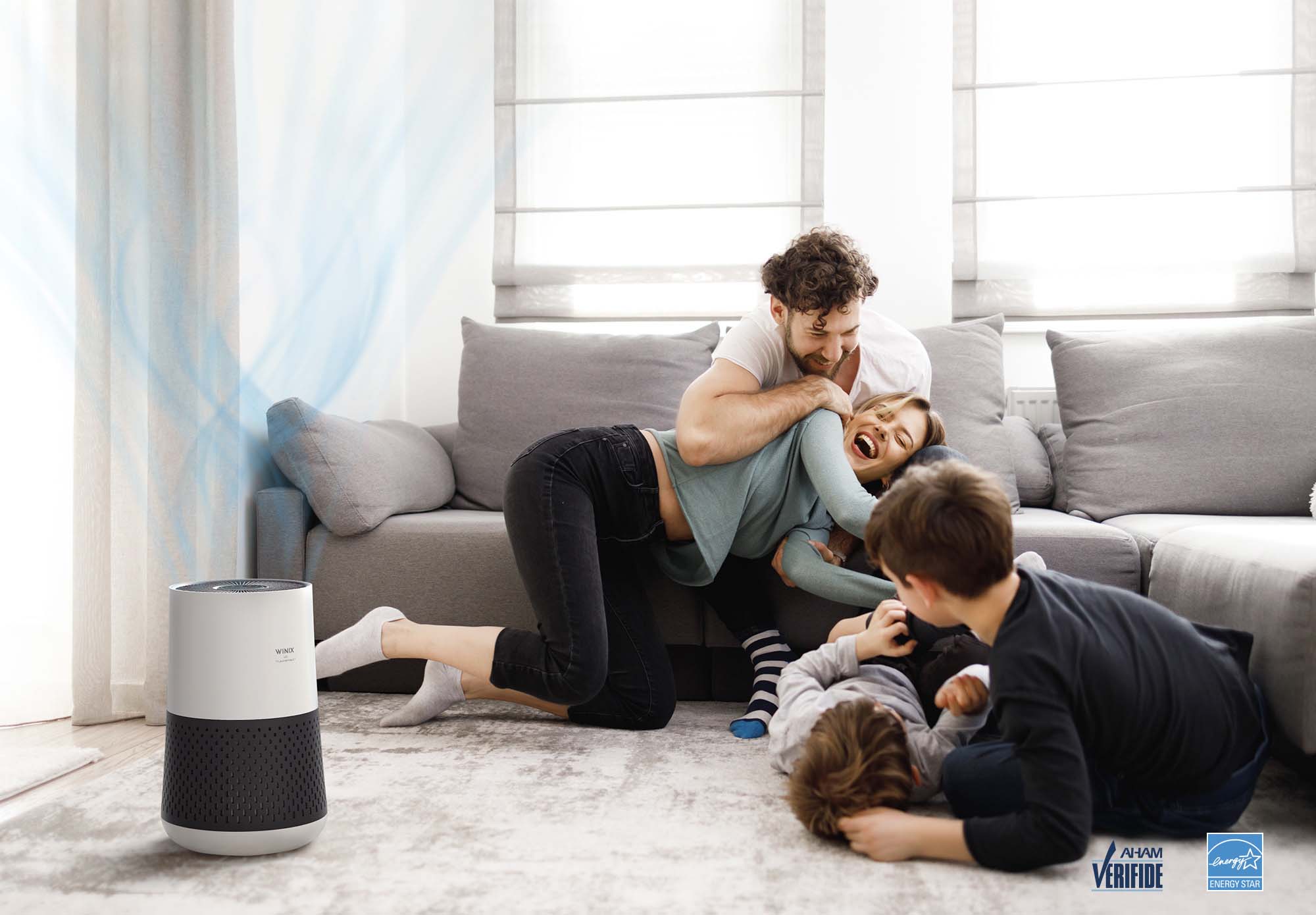 花粉の季節のリビング